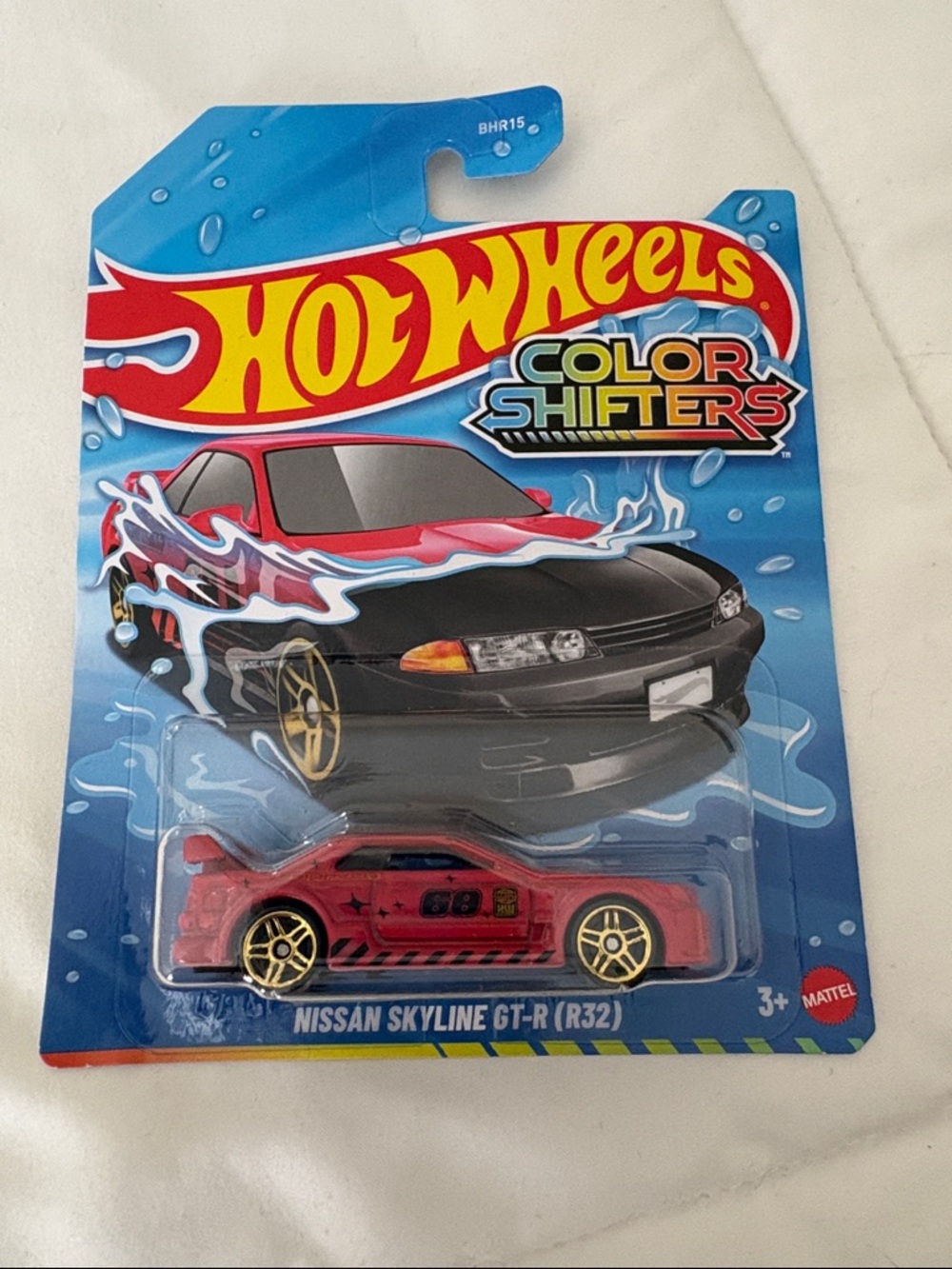 Hot Wheels Color Shifters Nissan Skyline GT-R (R32) - Red/Black